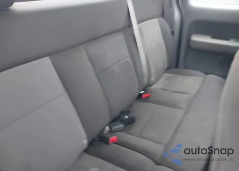 2005 Ford F-150 Stx/Xl/Xlt z USA, uszkodzony, nr VIN 1FTRX12W95FB36884